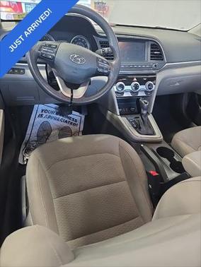 2019 Hyundai ELANTRA SEL