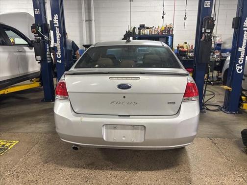 2009 Ford Focus SES