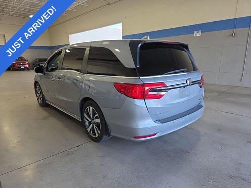 Lunar Silver Metallic 2023 Honda Odyssey Touring