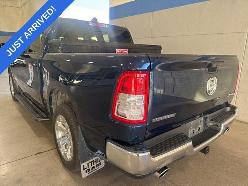 Patriot Blue Pearlcoat 2022 RAM 1500 Big Horn/Lone Star