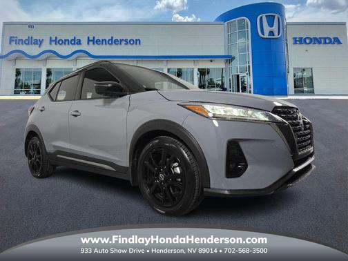 2023 Nissan Kicks SR