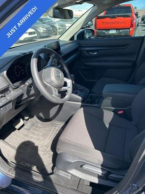 2025 Honda CR-V LX 2WD