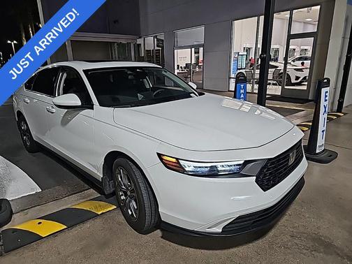 Platinum White Pearl 2024 Honda Accord EX