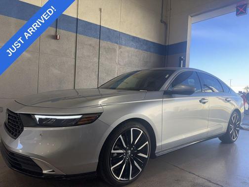 2025 Honda Accord Hybrid Touring