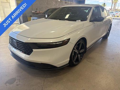 Platinum White Pearl 2023 Honda Accord Hybrid Sport