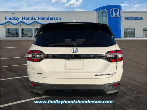 Platinum White Pearl 2026 Honda Pilot Black Edition