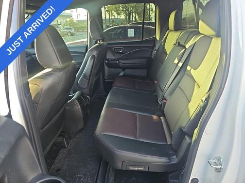 Diamond White 2021 Honda Ridgeline Black