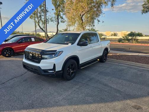 Diamond White 2021 Honda Ridgeline Black
