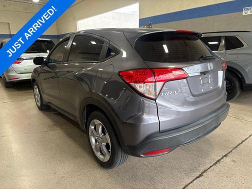 Modern Steel Metallic 2022 Honda HR-V LX