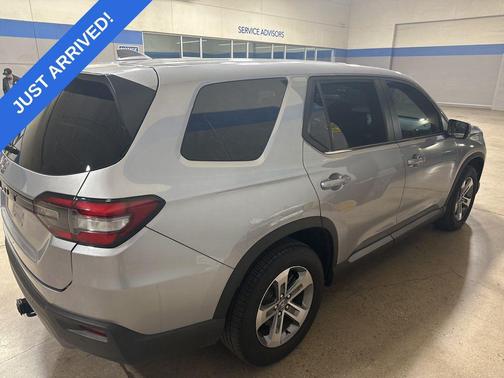 2023 Honda Pilot 2WD EX-L 8 Passenger