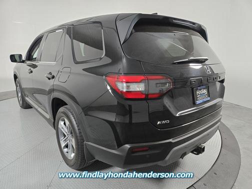 Crystal Black Pearl 2024 Honda Pilot EX-L