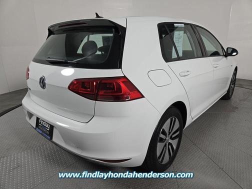 2016 Volkswagen e-Golf SE