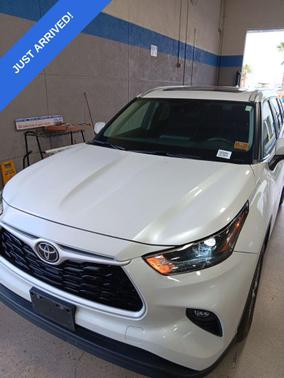 2024 Toyota Highlander XLE