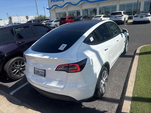 2022 Tesla Model Y Long Range Dual Motor All-Wheel Drive