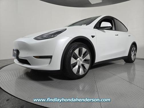 2022 Tesla Model Y Long Range Dual Motor All-Wheel Drive