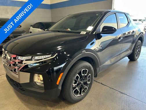 Phantom Black 2022 Hyundai SANTA CRUZ SE