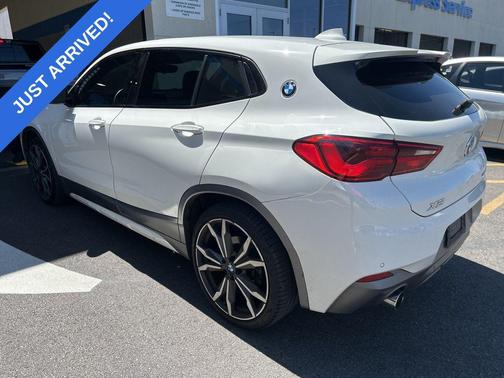 Alpine White 2018 BMW X2 sDrive28i
