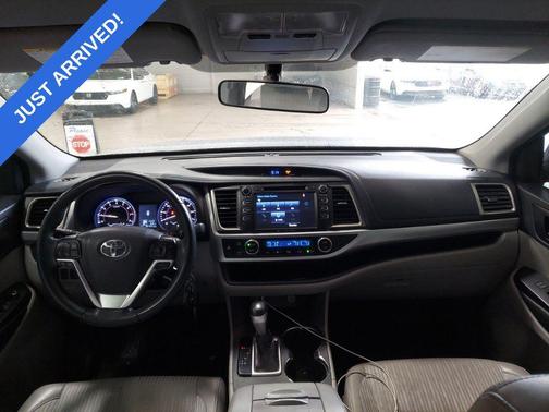 2016 Toyota Highlander LE Plus