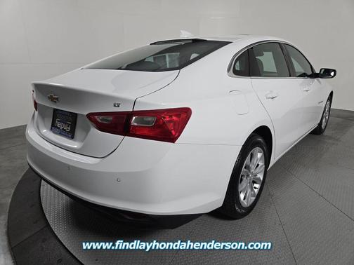 Summit White 2024 Chevrolet Malibu FWD 1LT