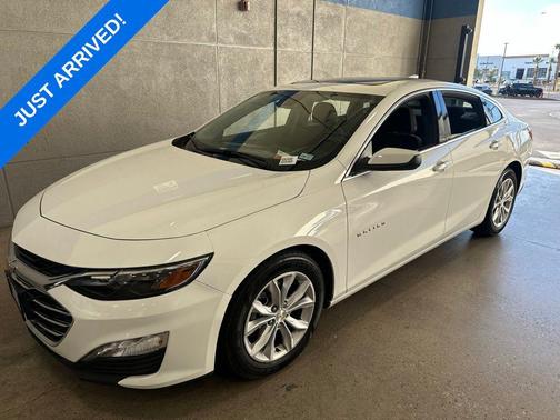 Summit White 2024 Chevrolet Malibu FWD 1LT