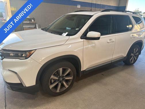 2024 Honda Pilot Touring 8-Passenger