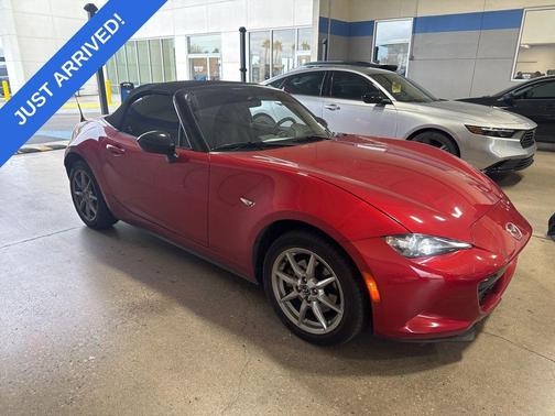 2016 Mazda MX-5 Miata Sport