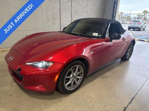 2016 Mazda MX-5 Miata Sport