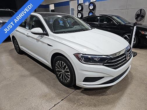 Pure White 2019 Volkswagen Jetta 1.4T SEL
