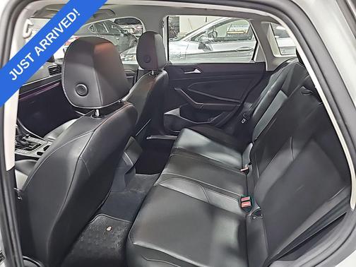 Pure White 2019 Volkswagen Jetta 1.4T SEL