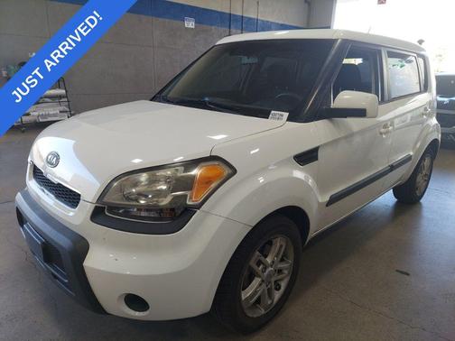 2011 Kia Soul +