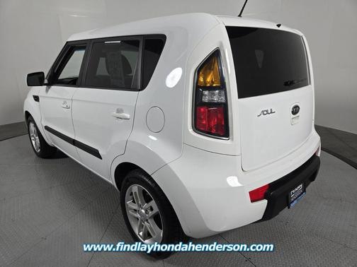 2011 Kia Soul +