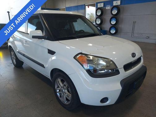 2011 Kia Soul +