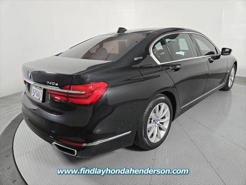 2017 BMW 740e xDrive iPerformance