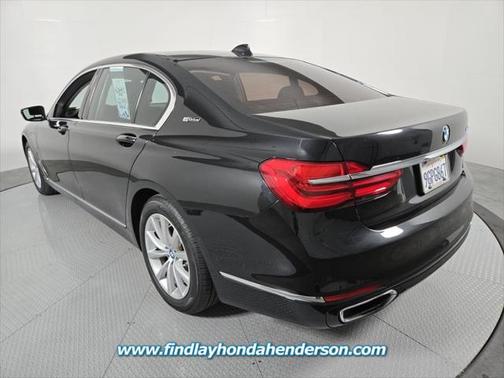 2017 BMW 740e xDrive iPerformance