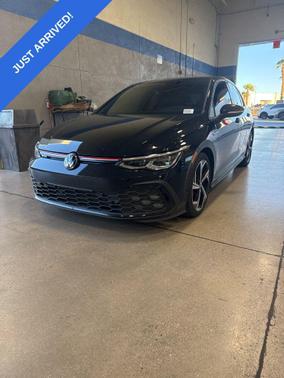 2024 Volkswagen Golf GTI 2.0T SE DSG