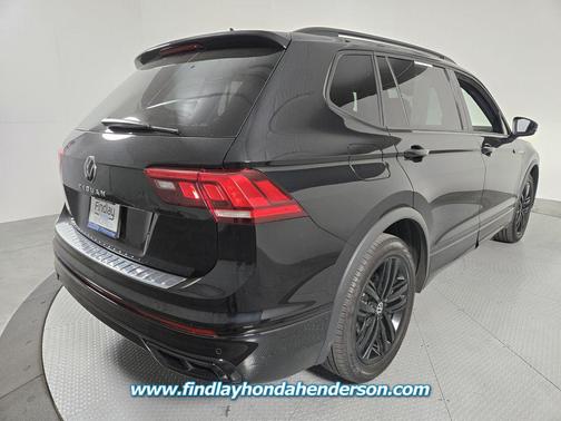 2022 Volkswagen Tiguan 2.0T SE R-Line Black