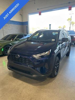 2022 Toyota RAV4 XLE