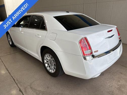 Bright White Clearcoat 2014 Chrysler 300 S