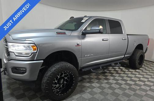 2021 RAM 2500 Big Horn Crew Cab 4x4 6'4' Box