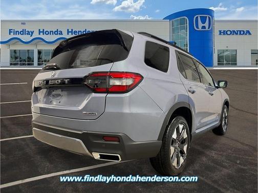 Sonic Gray Pearl 2026 Honda Pilot Touring 8-Passenger