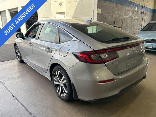 Lunar Silver Metallic 2024 Honda Civic LX