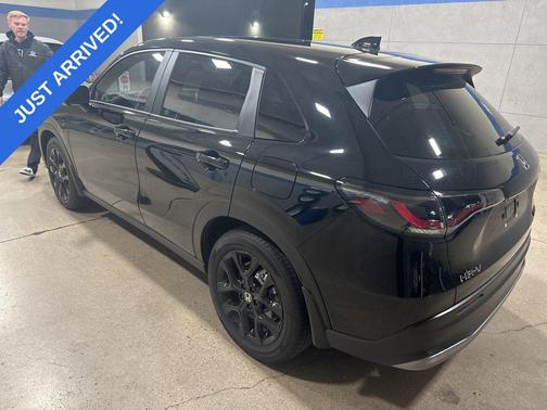 2025 Honda HR-V 2WD Sport