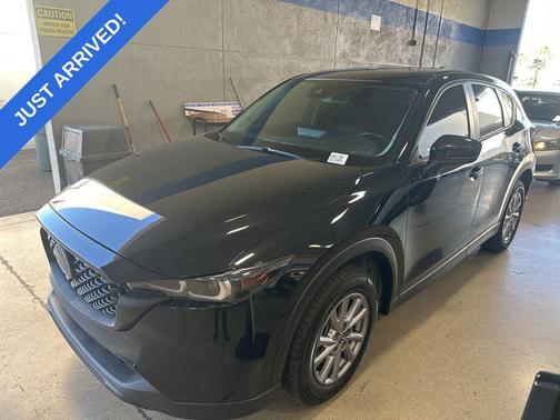 2022 Mazda CX-5 2.5 S Preferred Package