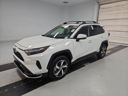 2025 Toyota RAV4 Hybrid SE