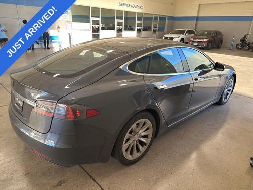 2016 Tesla Model S 75D