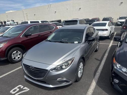 2015 Mazda Mazda3 i SV