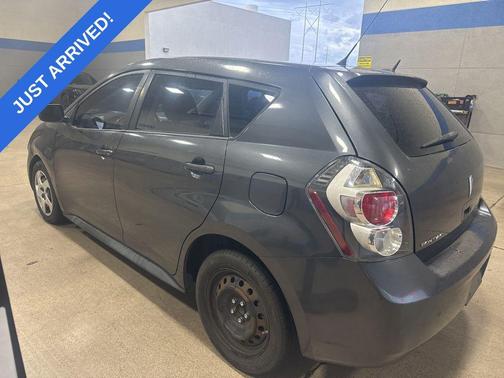 2009 Pontiac Vibe Base