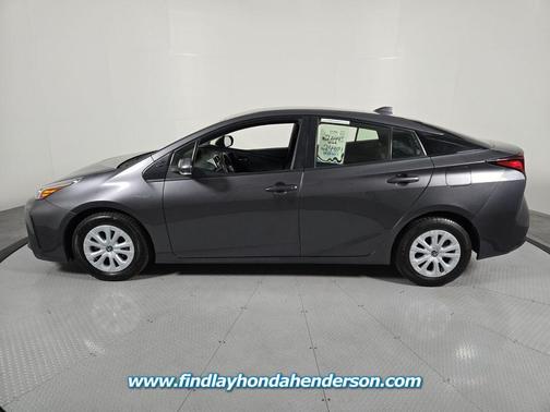2022 Toyota Prius L