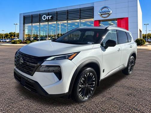 Pearl 2027 Nissan Rogue