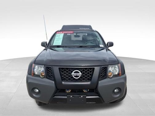 Super Black 2015 Nissan Xterra X